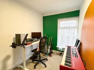 Photo 12- click for photo gallery